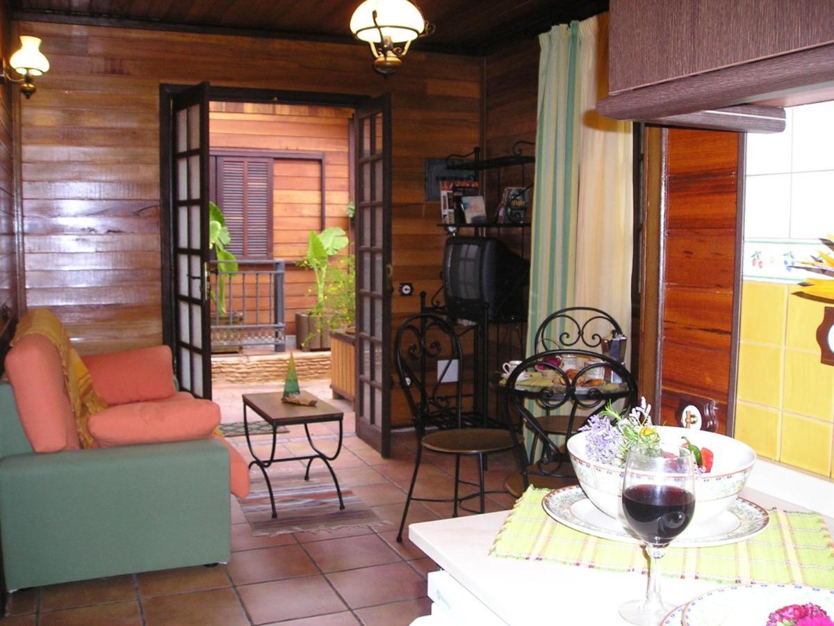 Cabanas Valle Verde Moya  Extérieur photo