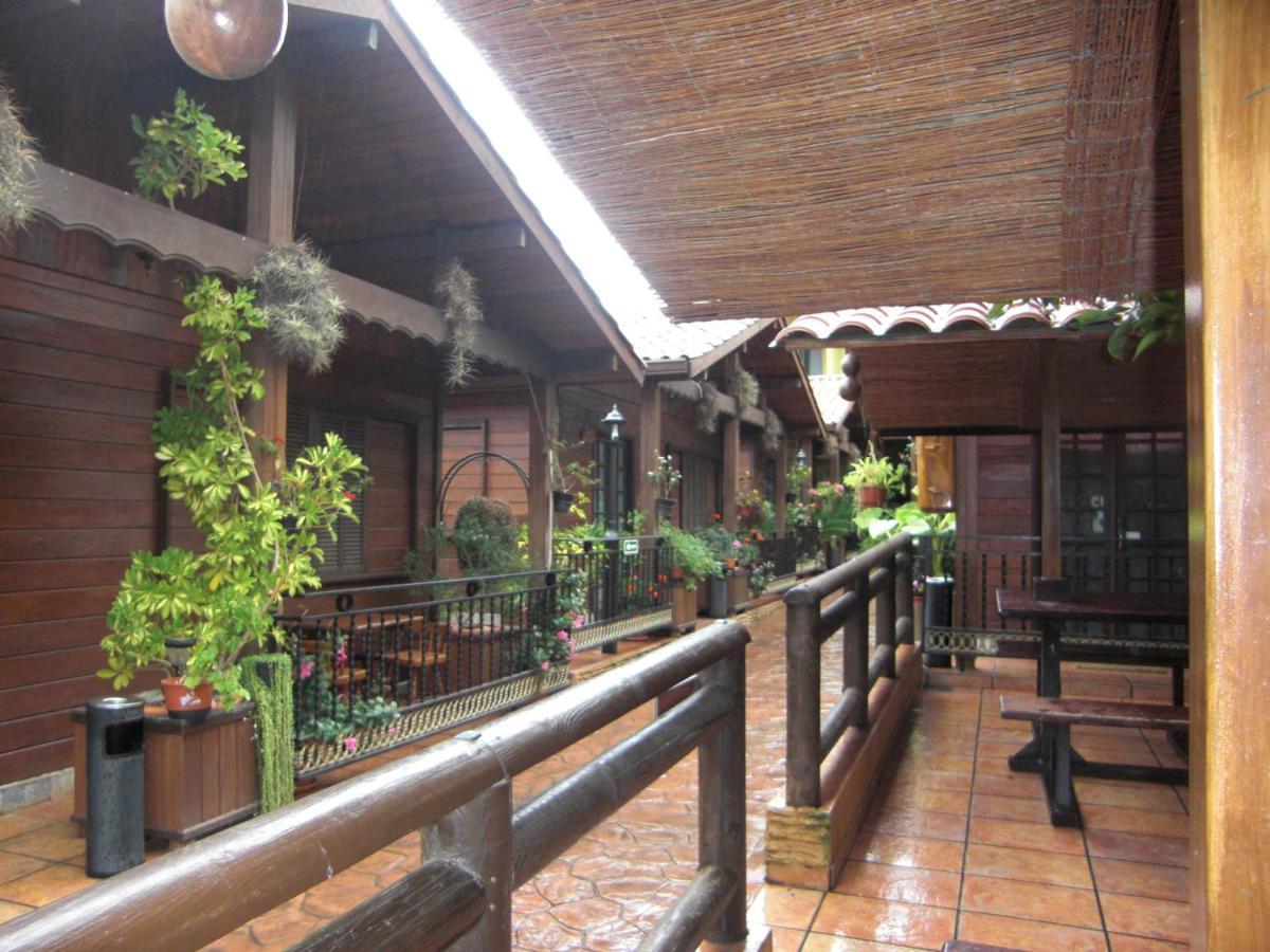 Cabanas Valle Verde Moya  Extérieur photo